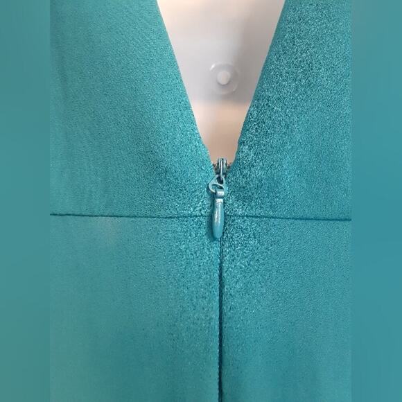 BcbgMaxAziria Camellia Women's Teal Green Sleeveless Jumpsuit Size Small - Picture 7 of 11